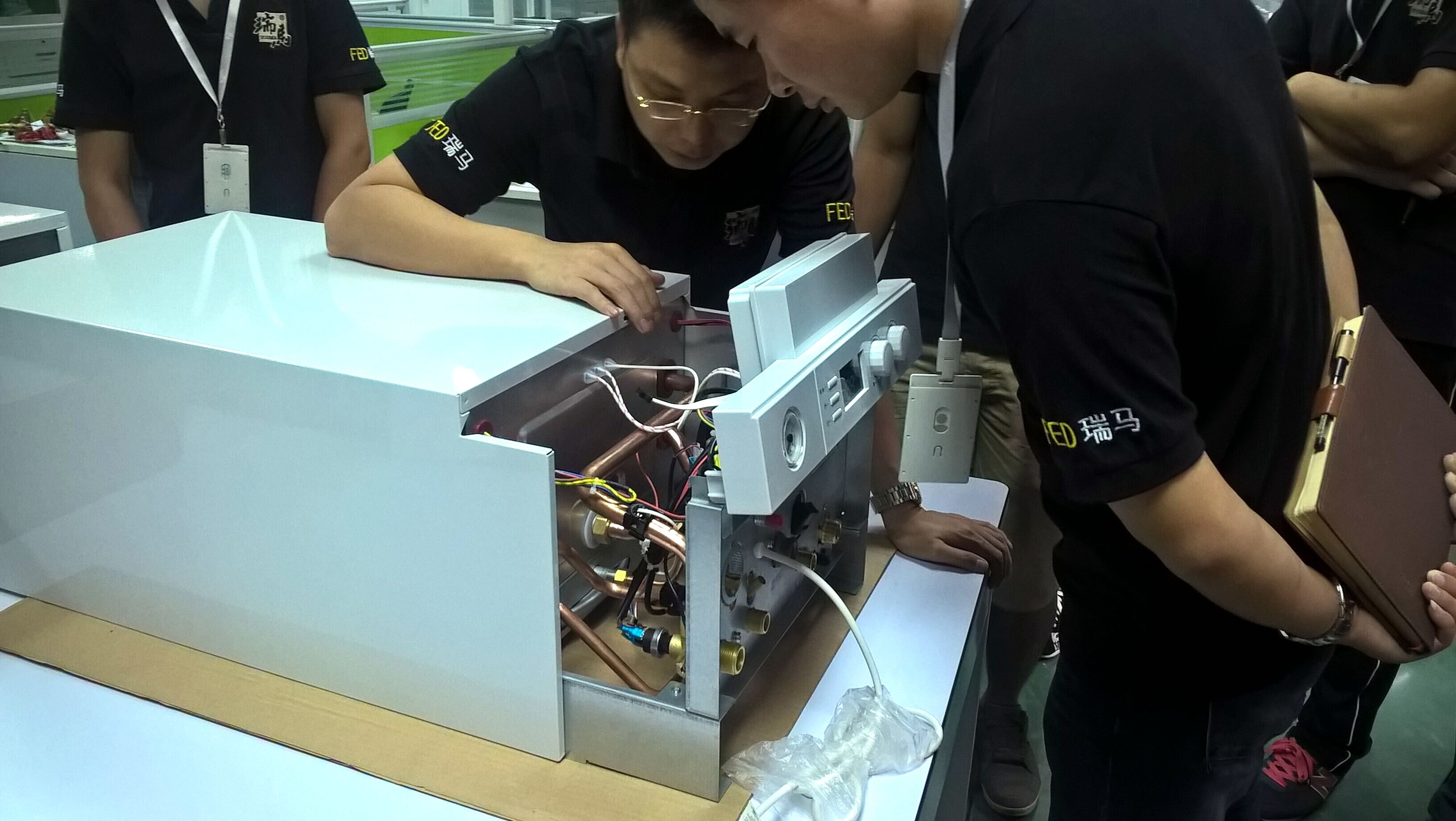 瑞馬壁掛爐召開(kāi)新產(chǎn)品VM-A1、VM-A2測(cè)評(píng)會(huì)33