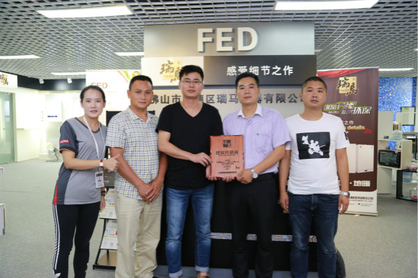 天時(shí)地利人和都齊了，想要?jiǎng)?chuàng)業(yè)的你還在等什么！