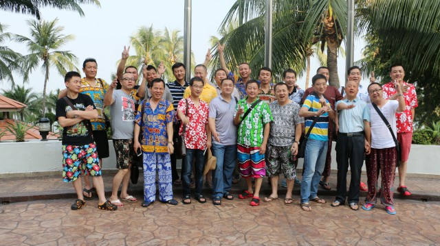 瑞馬壁掛爐加盟商合影 瑞馬壁掛爐加盟商合影